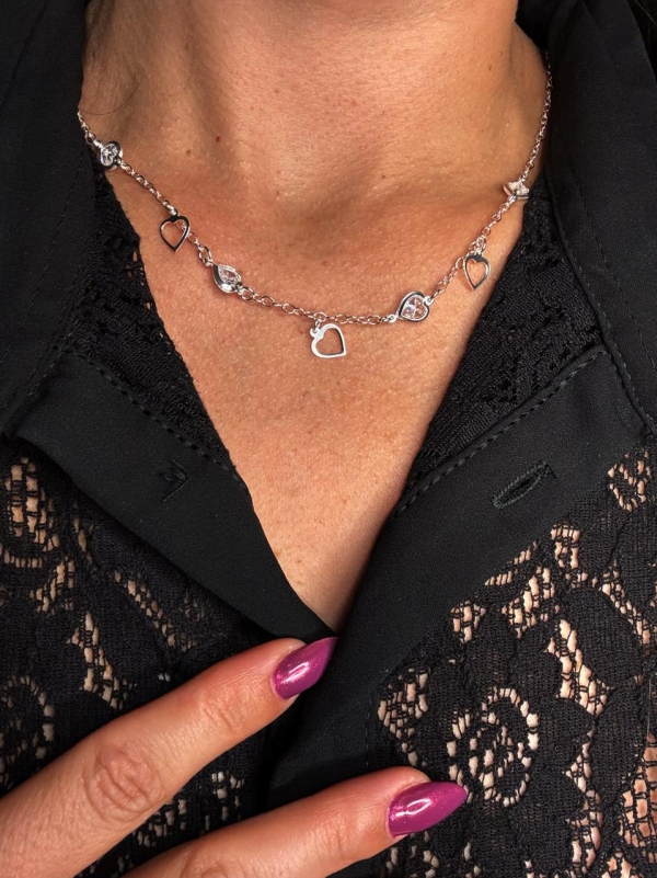 CHOKER DE CORAÇÕES PRATA